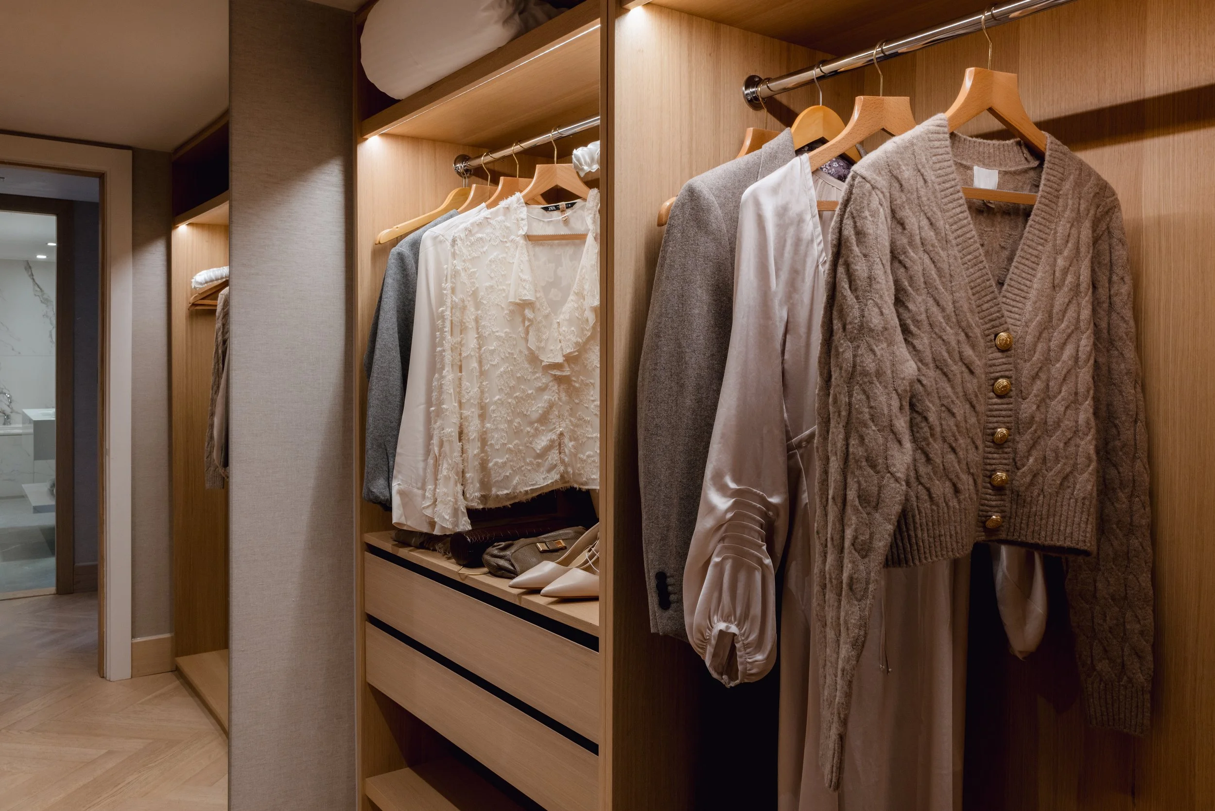 Royal Garden Hotel Kensington master suite photography