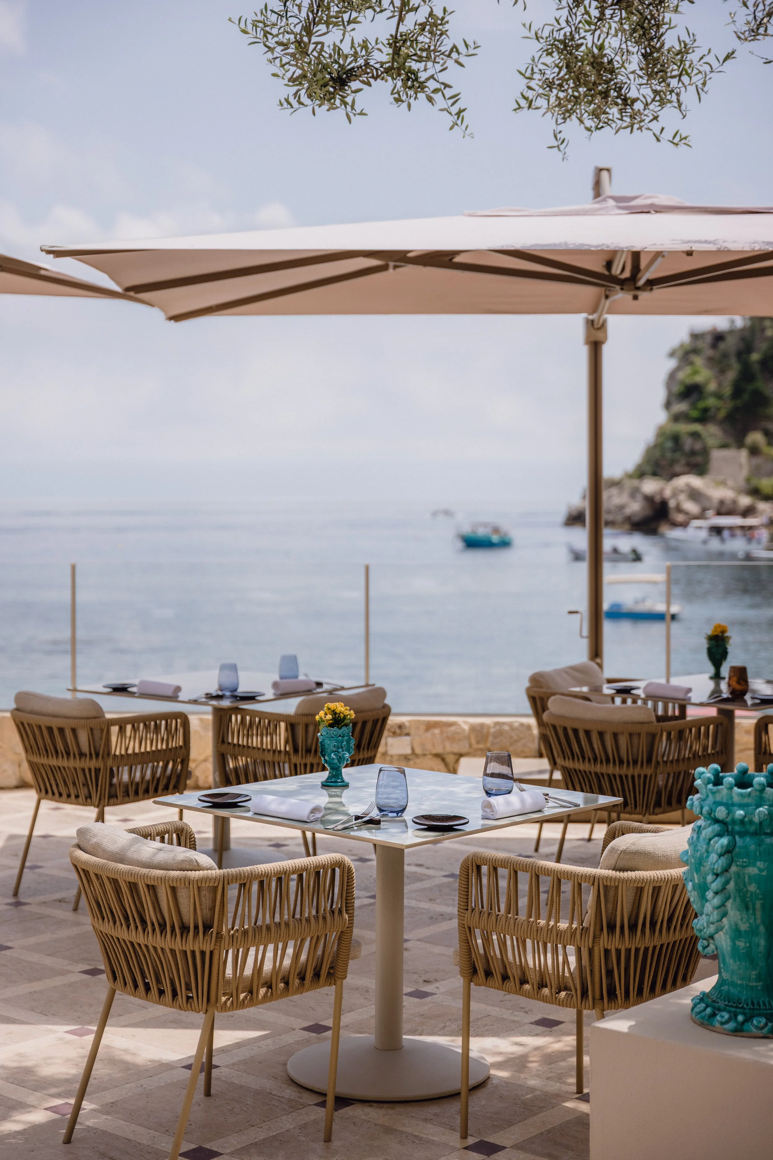 VRetreats Mazzar&ograve; Sea Palace — Armonia Restaurant interior photography