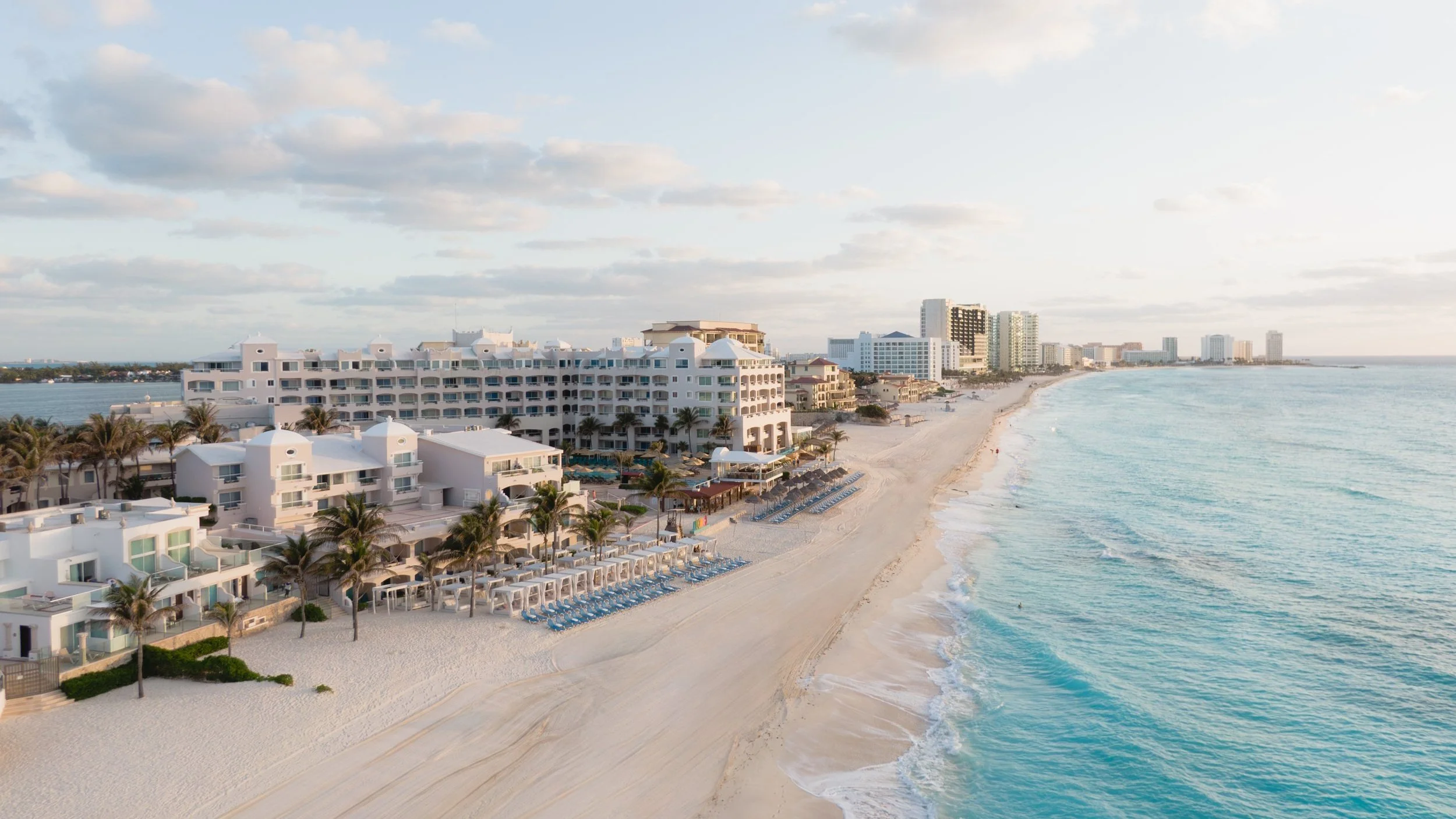 Wyndham Alltra Cancun resort lifestyle campaign