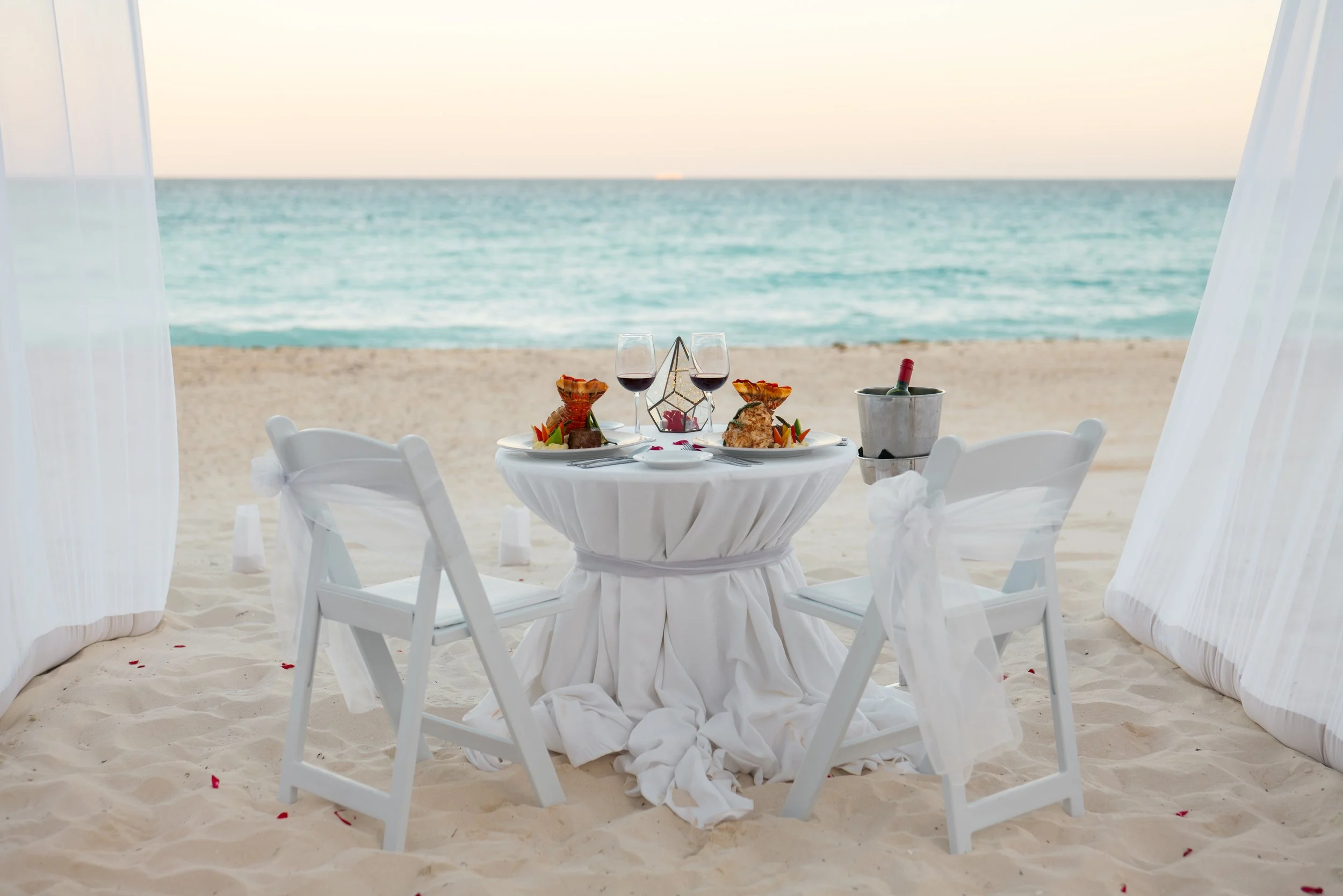 Wyndham Alltra Cancun resort lifestyle hotel photography